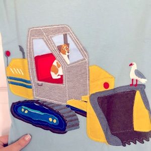 NWT Mini Boden short sleeve appliqué tee. Size 9-10.